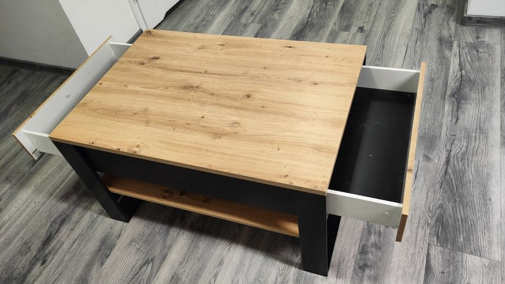 Drewniany stół do salonu ( płyta MDF)