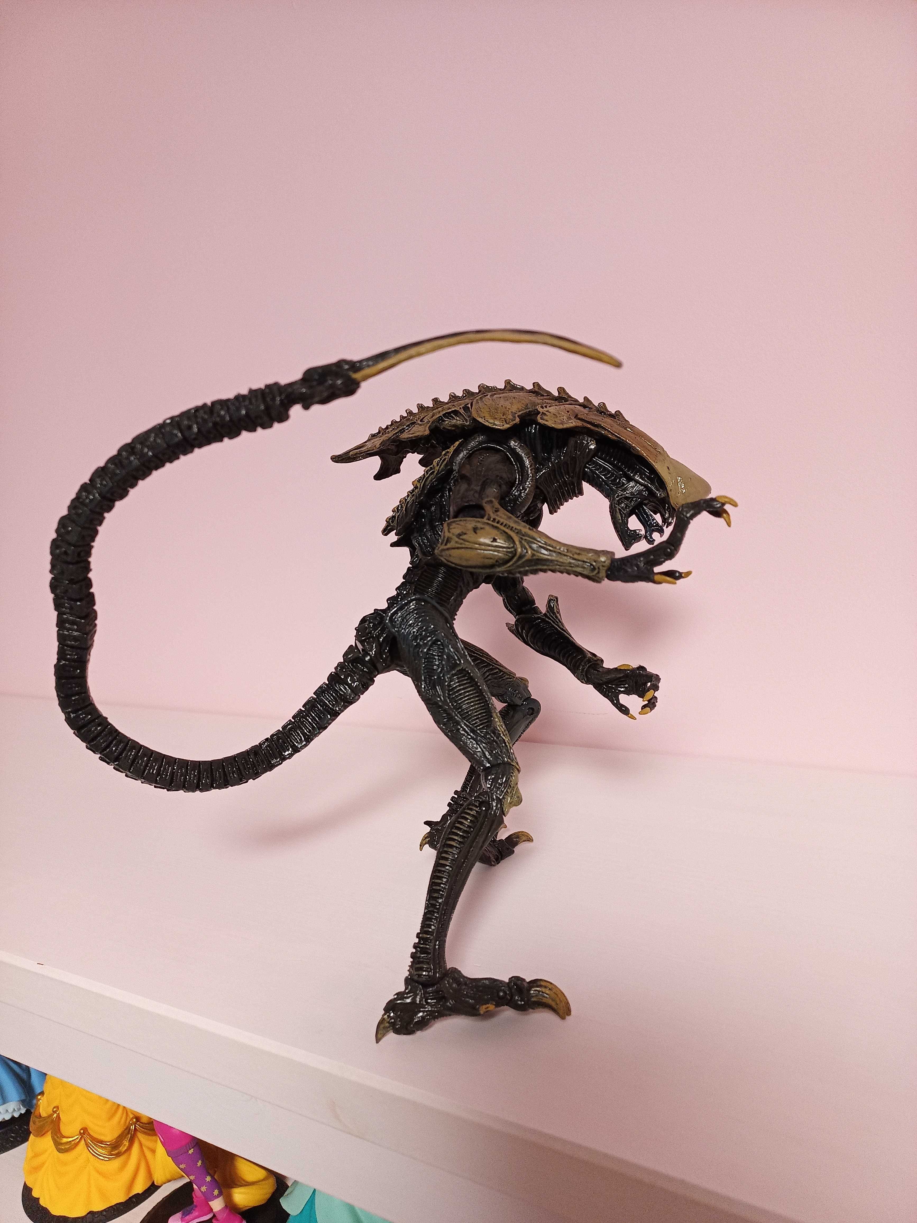 Figurka Alien vs Predator - Chrysalis Alien