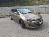 Opel Astra j lift 1.4turbo led