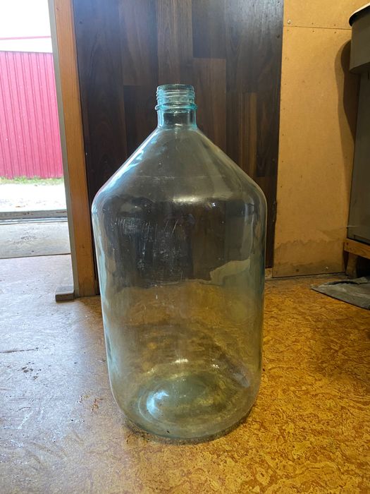 Скляний винний бутиль 20 л