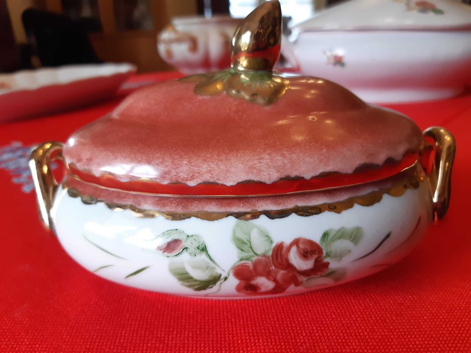 Terrina Antiga Porcelana e de Capôa  Massarelos  Sacavém Prato Vidro