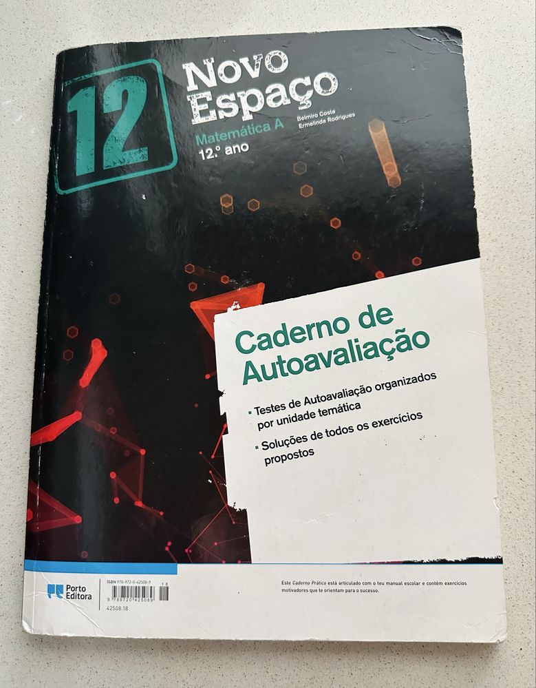 Caderno prático e de autoavaliação Matemática A “NOVO ESPAÇO” 12.º ano