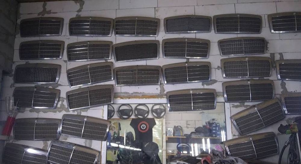 Мерседес Розборка Решотка разборка 190 124 202 210 211 212