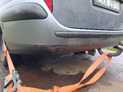 Zderzak tył citroen C5  2l, benzyna, 2001