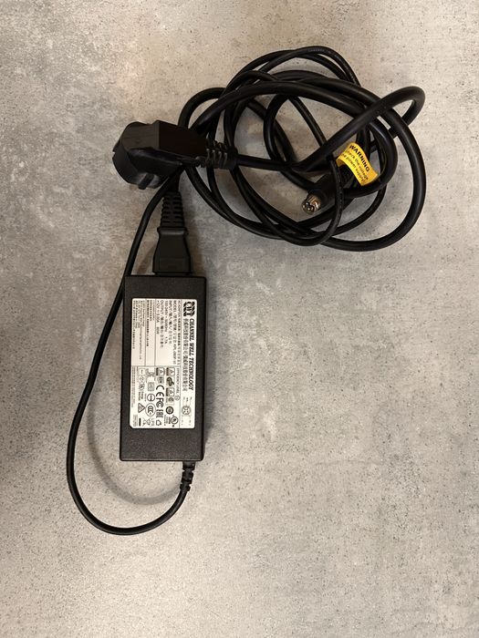 HIKVISION Rejestrator DS-7216HQHI-F2 + 8 kamer + Dysk 4TB Monitoring