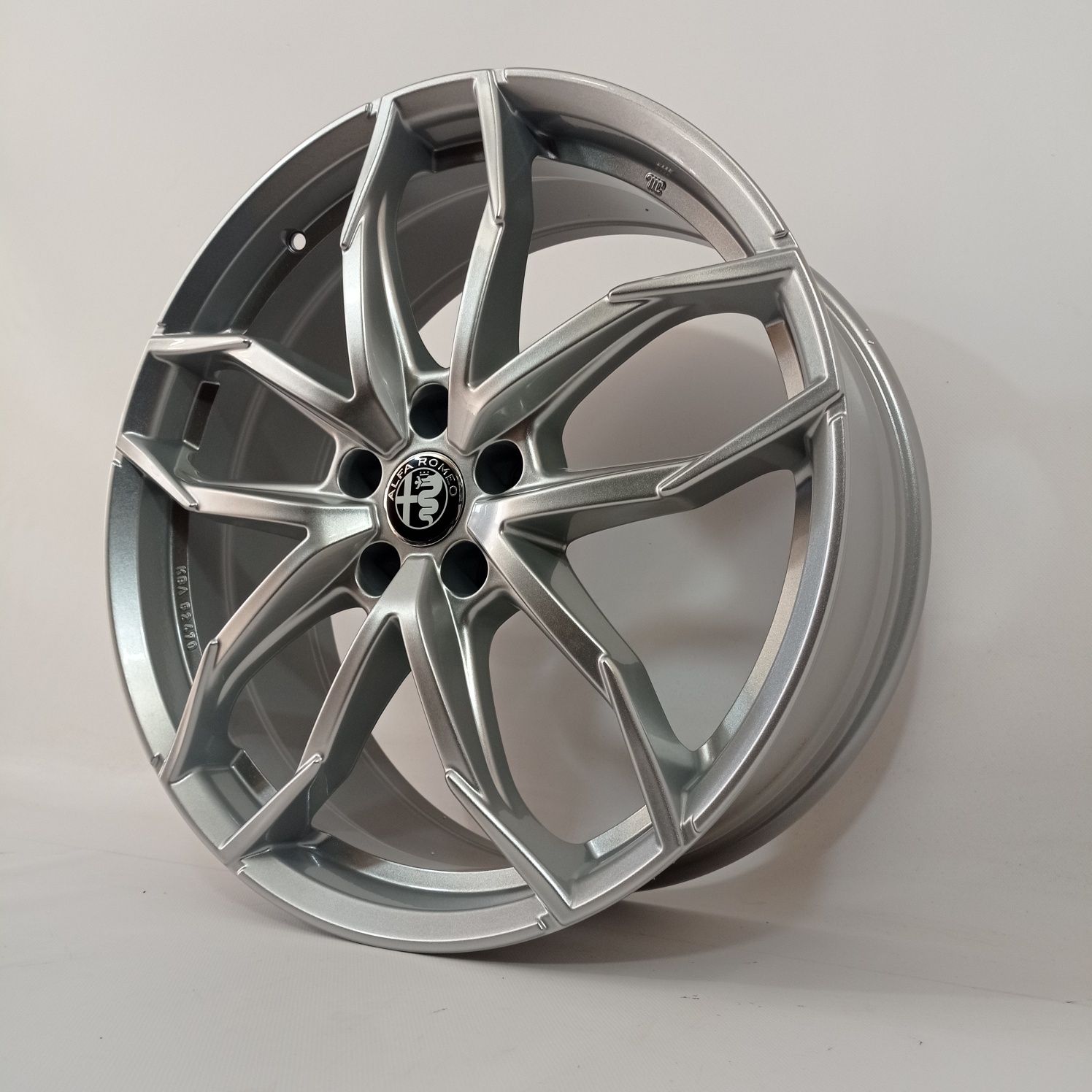5x110 8x20 et35 Alfa Romeo stelvio, tonale. nowe. 20"