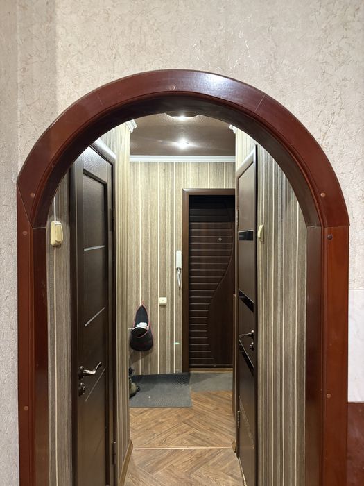 Продам 2-кімнатну квартиру м. Синельникове