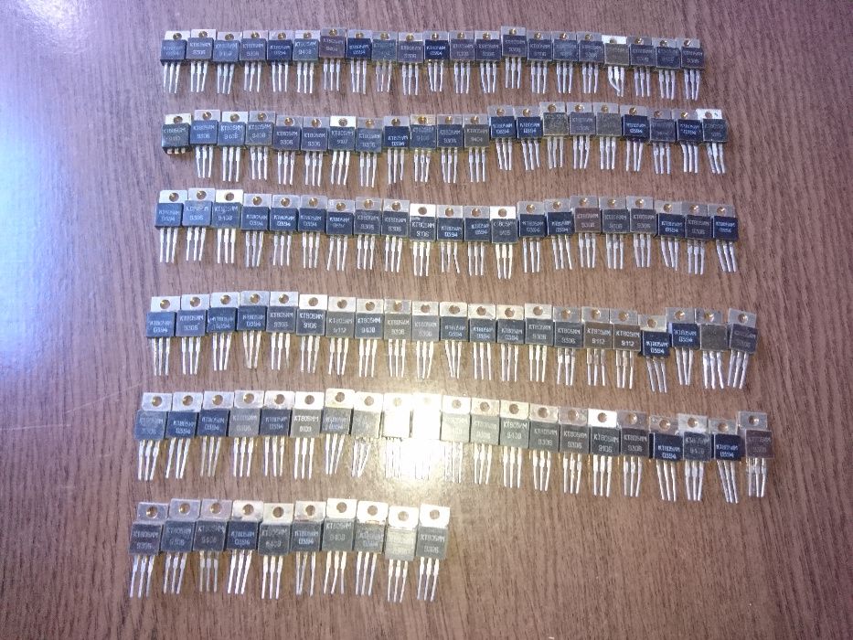 Транзистор КТ805ИМ