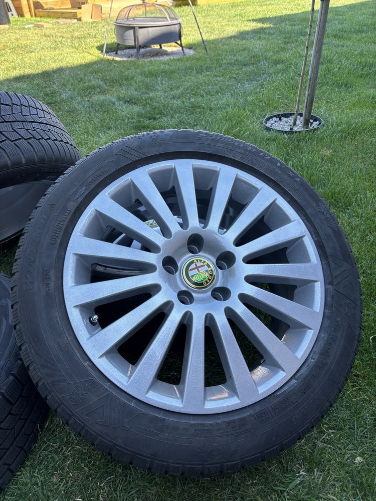 Felgi aluminiowe Alfa Romeo 17 cali jak nowe + opony / 5x110