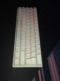 Teclado gaming 60% (Mars gaming) comprei 60€ vendo a 40€