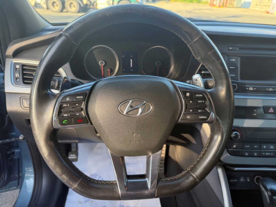 Hyundai Sonata      2015