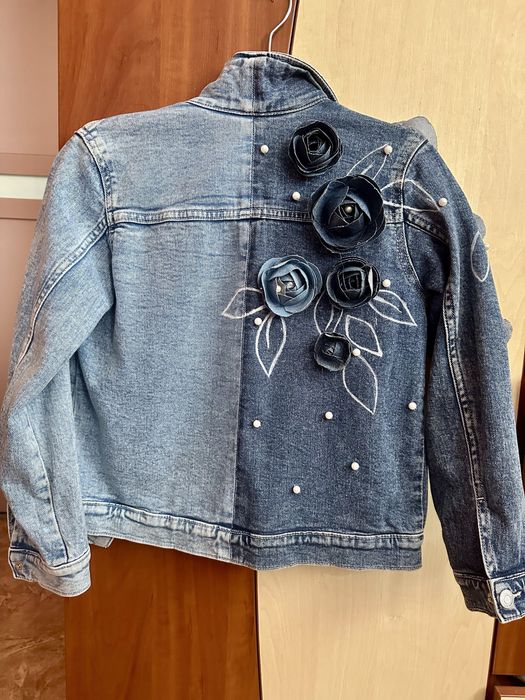 Продам джинсовий піджак