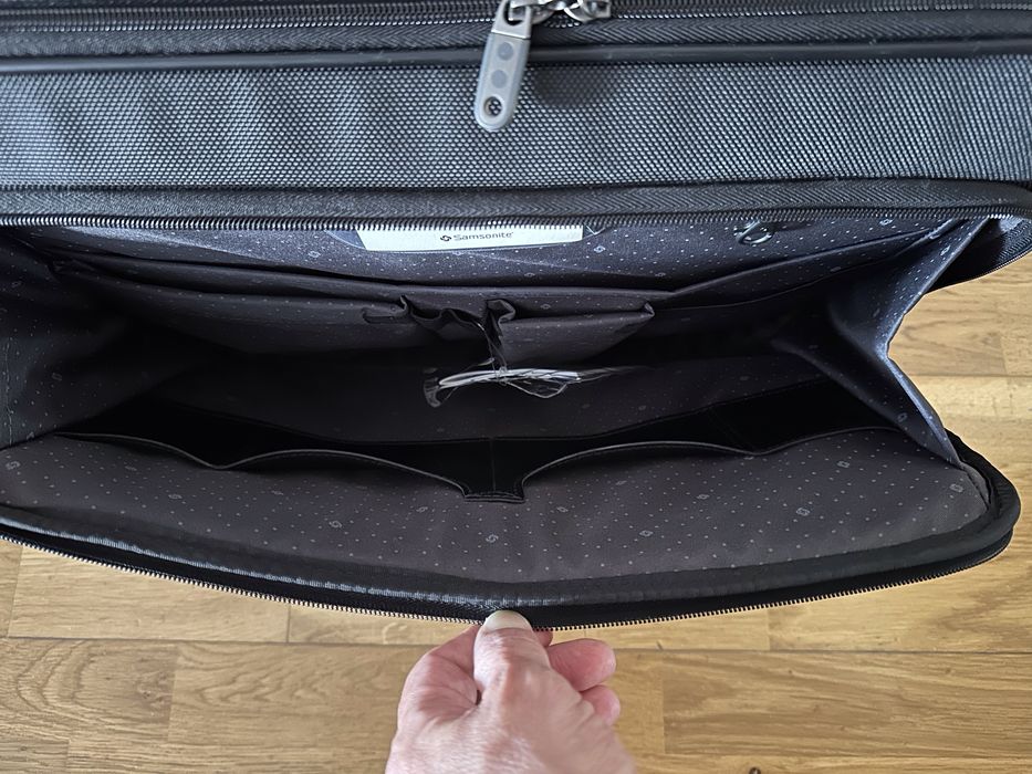 Mala de cabine com rodas para computador - Samsonite, como nova.
