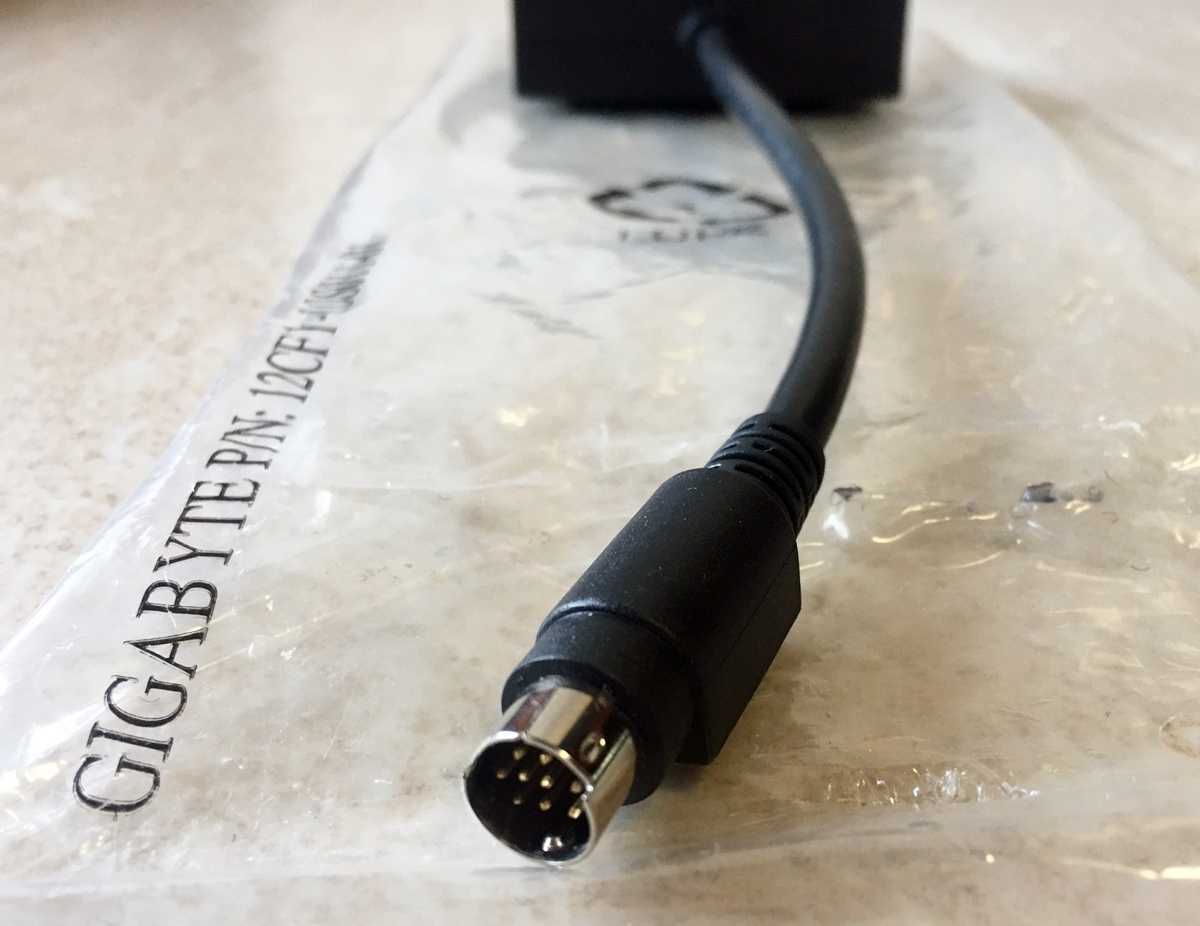 Nowa Przejściówka Adapter Gigabyte S-Video na HDTV Y/PR/PB
