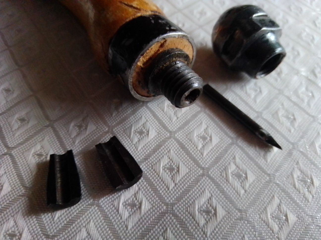 Шило-крючок ручка цанга, сапожный инструмент обувщика; шило для обуви