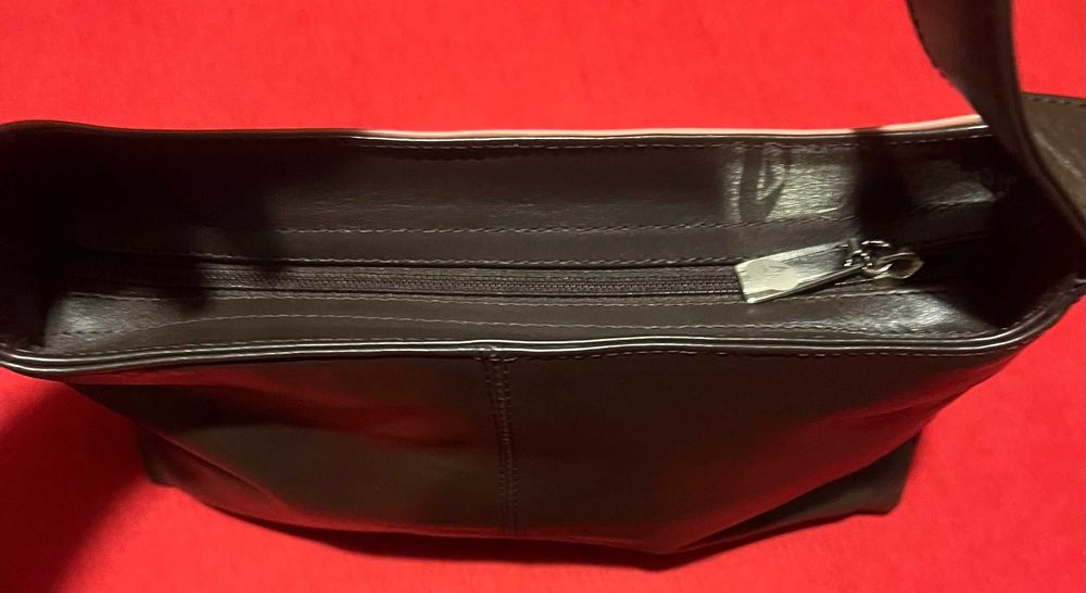 Стильная качественная сумка из натуральной кожи Azure 27*20*9 в идеале