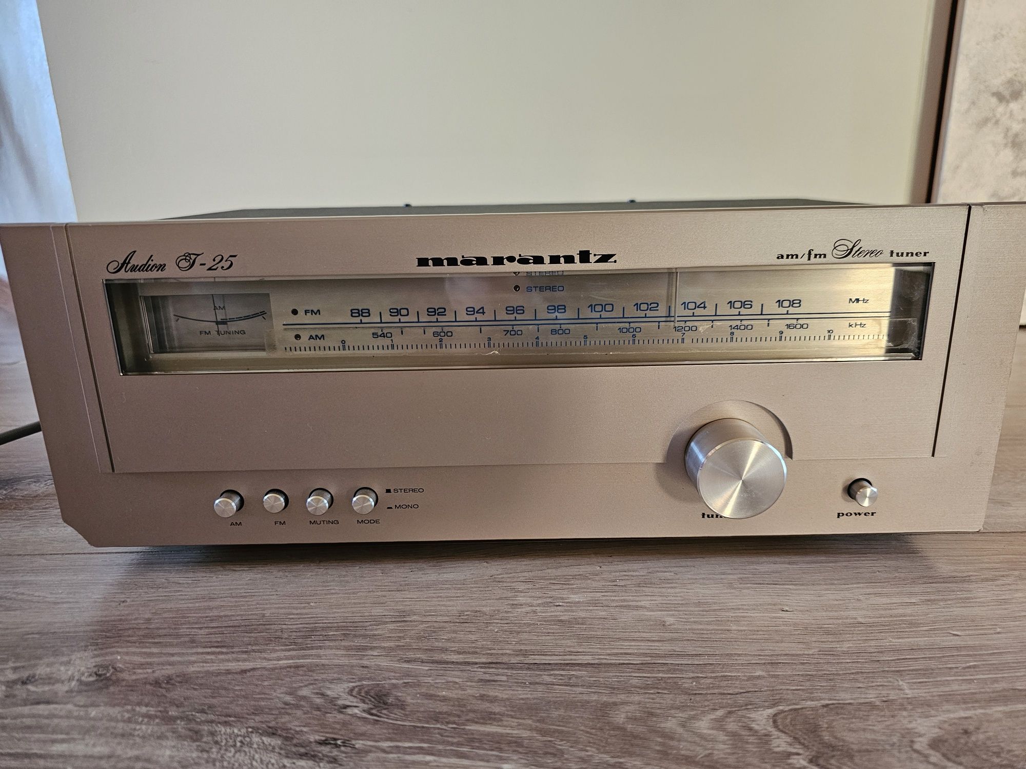 Marantz Audion T-25 tuner