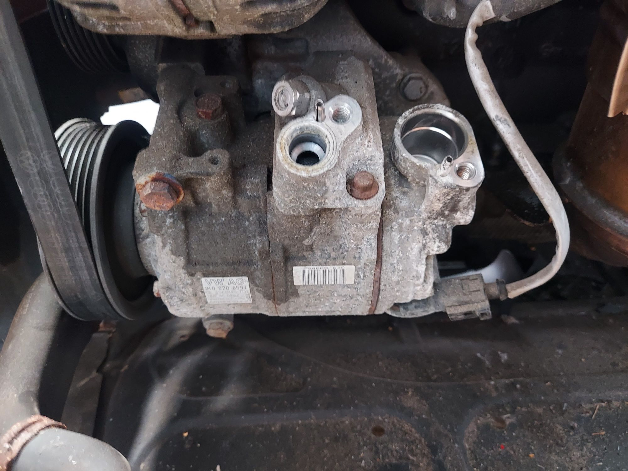 silnik skrzynia biegow manualna 6 audi a1 1.4 tfsi. CAXA