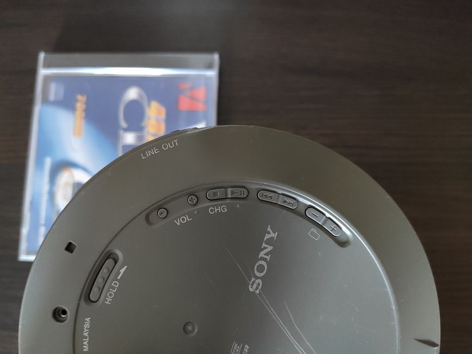 CD/MP3 плеер SONY Walkman D-NE720 Made in Malaysia