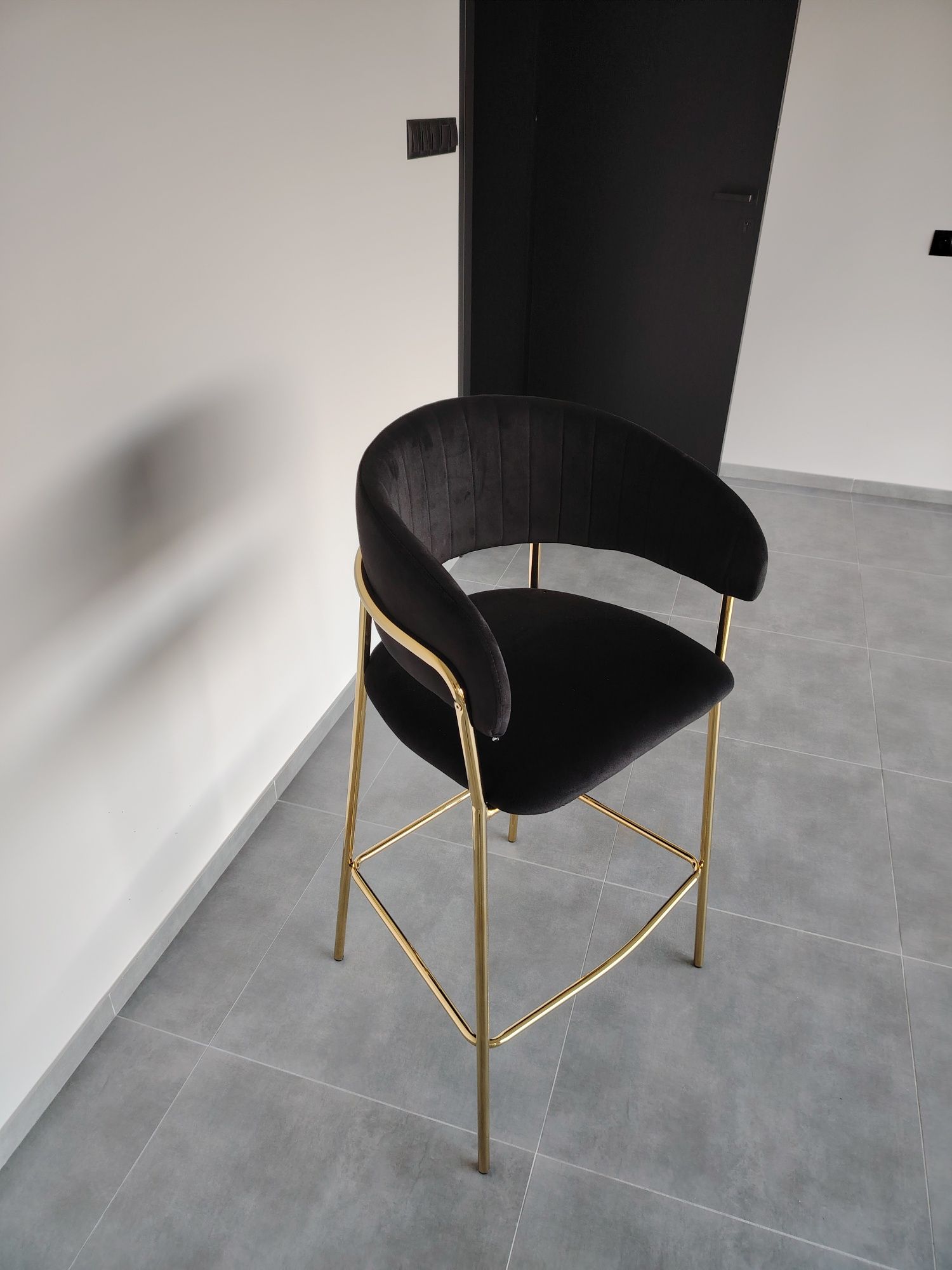 Hoker Nowoczesny złoty loft