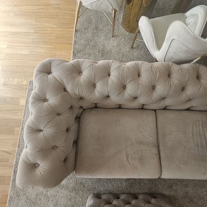 Sofa + banco capitone