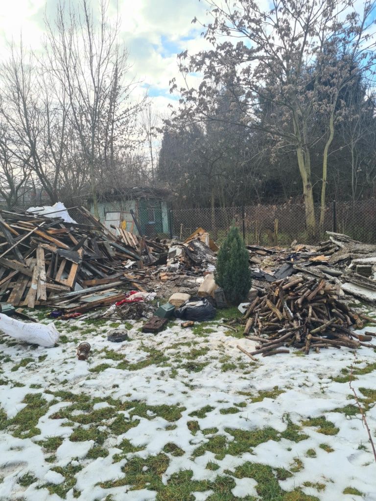 Wywóz i utylizacja odpadów po budowlanych śmieci opróżnianie piwnic it