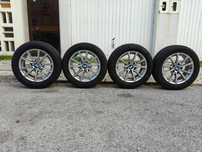 Jante BMW, estado semi-novo, Pneus 205-60 R-16