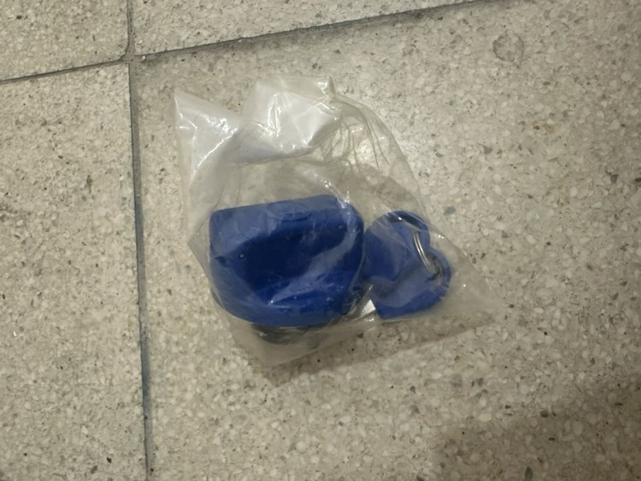 Korek wlewu płynu ADBLUE ad blue DAF MAN Mercedes