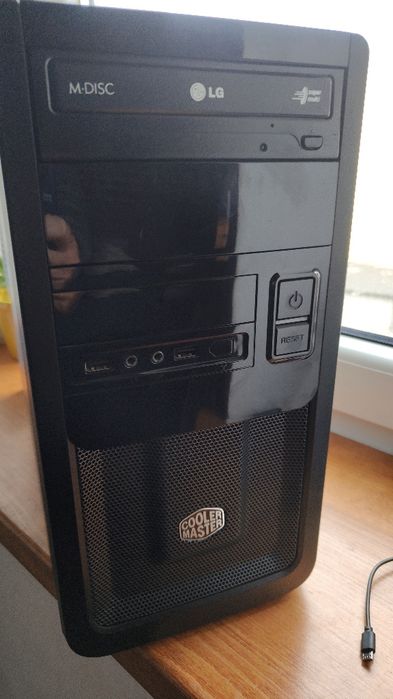 Komputer Gaming i7-4790K 8GB RX570 Corsair SSD