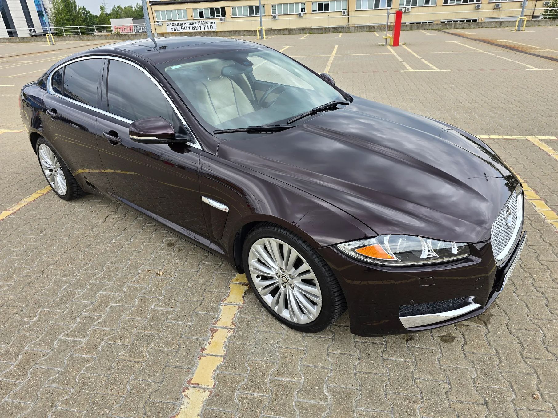 Jaguar XF XF Portfolio 5.0 V8 385 KM, zadbany, bogata wersja