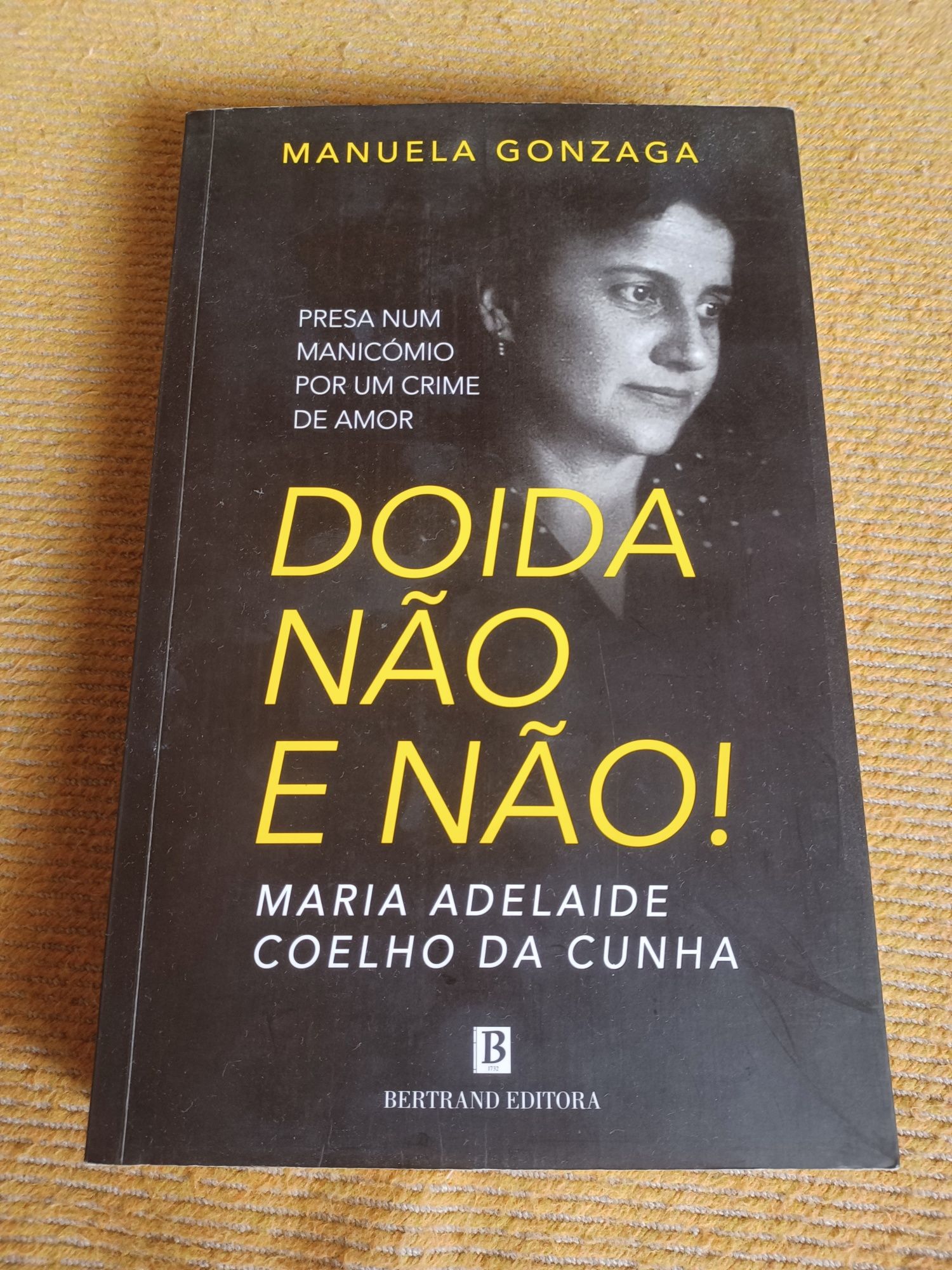 Livros vários usados