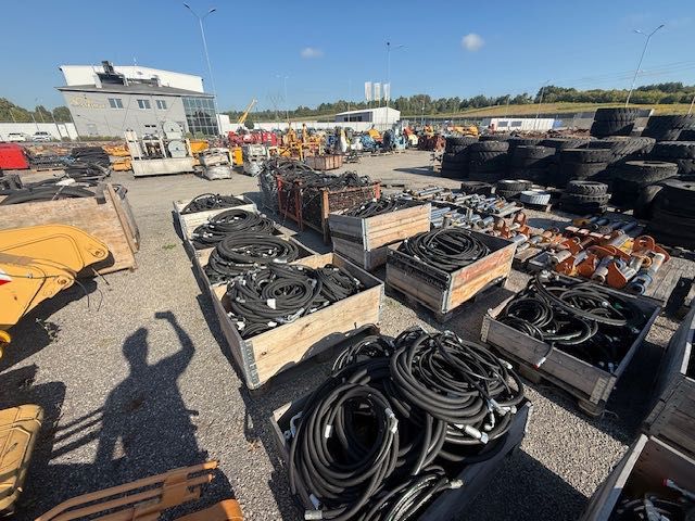 wąż hydrauliczny kruszarka przesiewacz sandvik skrzyniopaleta