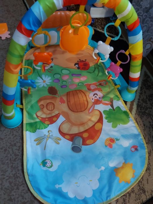 Розвиваючий килимок