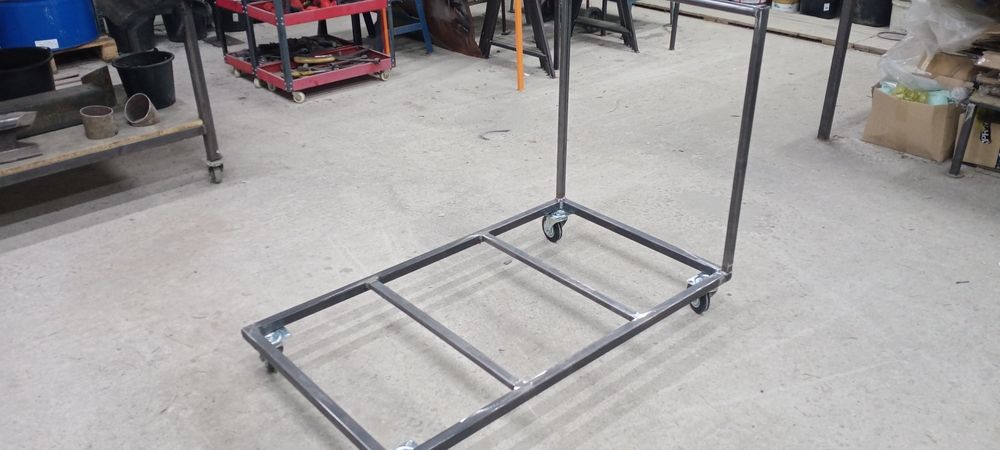 Wózek transportowy ręczny