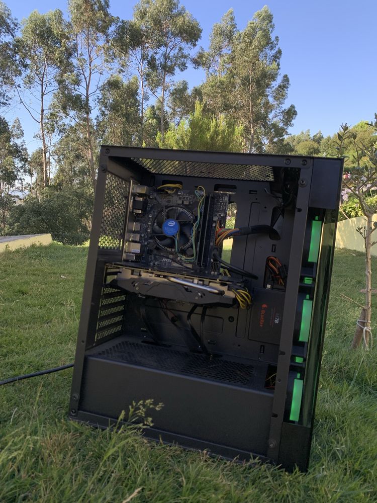 PC GAMER  / intel i5
