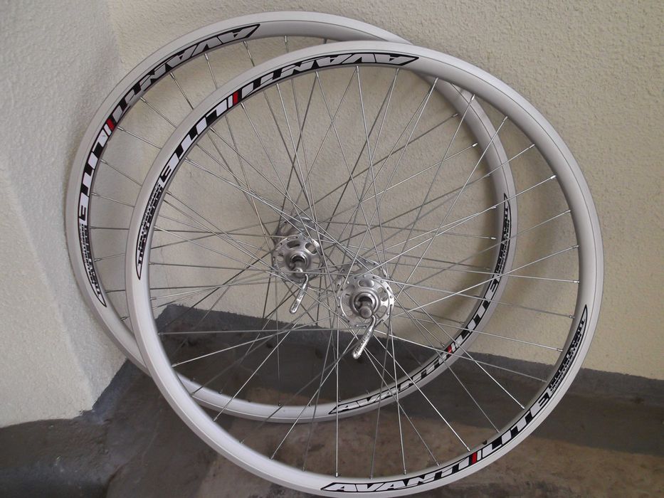 Колеса на втулках Campagnolo Record, Италия, 28" аналог спецзаказ цктб