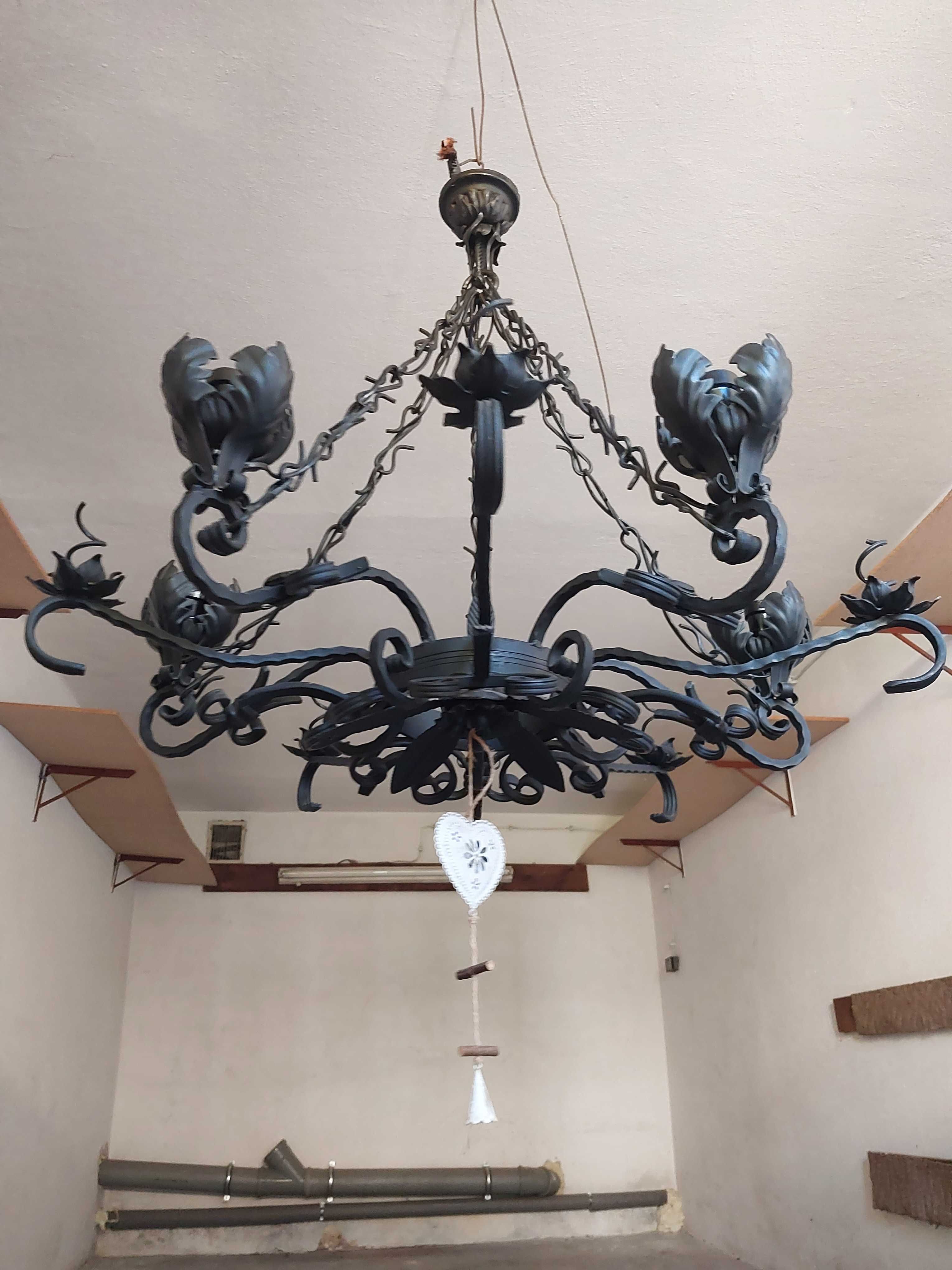 Lampa góralska żyrandol kuty ze stali kowalstwo artystyczne piękna