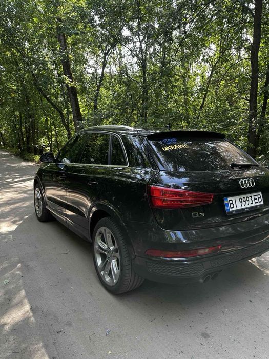 Продам AUDI Q3 2017р