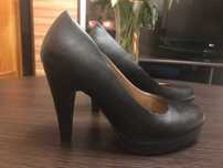 Туфли grandsboulevards черные 38 (24,5 см)
