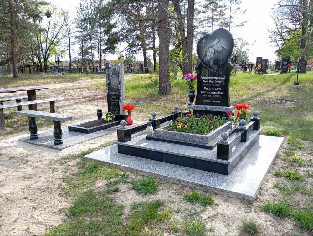 Памʼятники з граніту від виробника