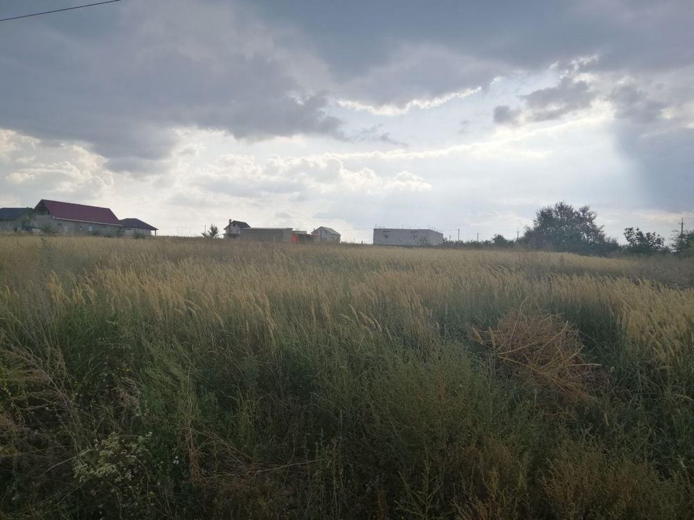 Продается участок в центре Нерубайского