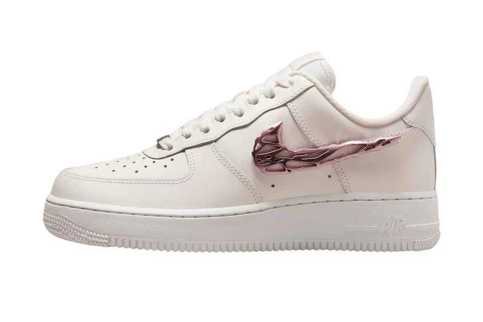 Жіночі Кросівки Nike Air Force 1 Low Molten Metal Pink Swoosh 36-40