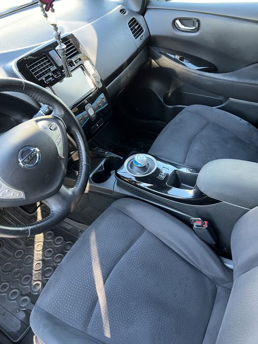 Nissan Leaf 24 / 2013