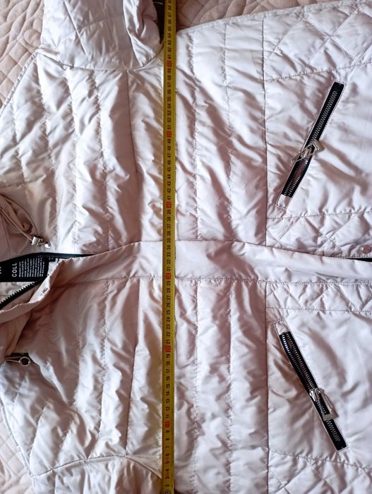 Жіноча демісезонна куртка