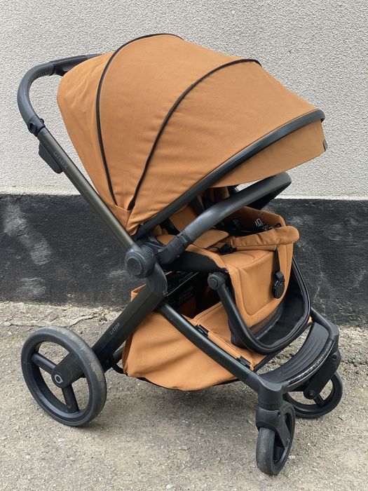 Продам коляску anex L/type
