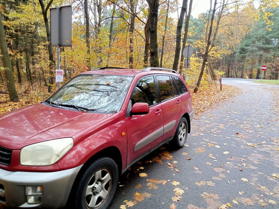 Toyota  RAV 4  2.0 LPG Rok 2001