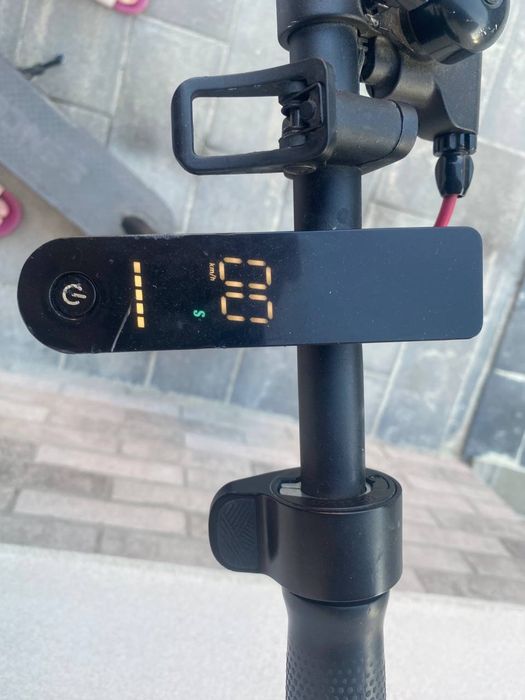 продам самокат Sencor