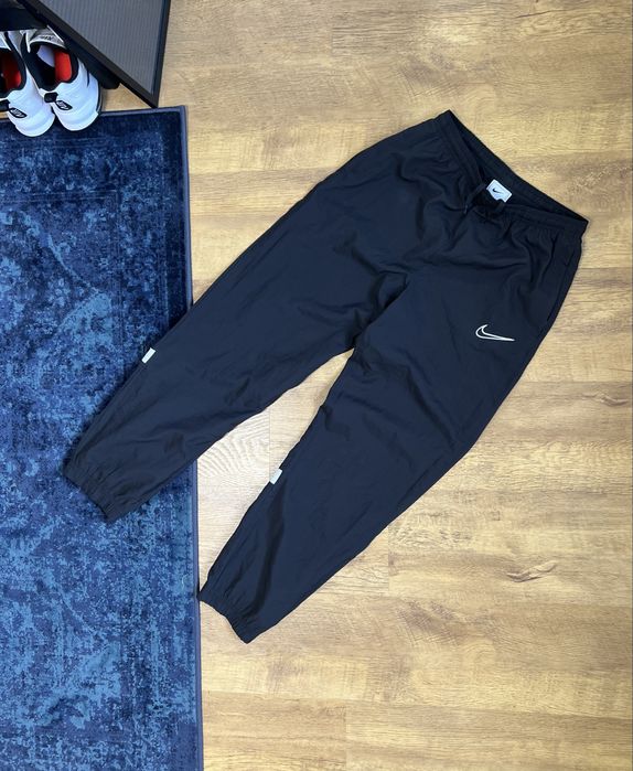 Nike підліткові XL 158-170см спортивні штани / 14-16 років