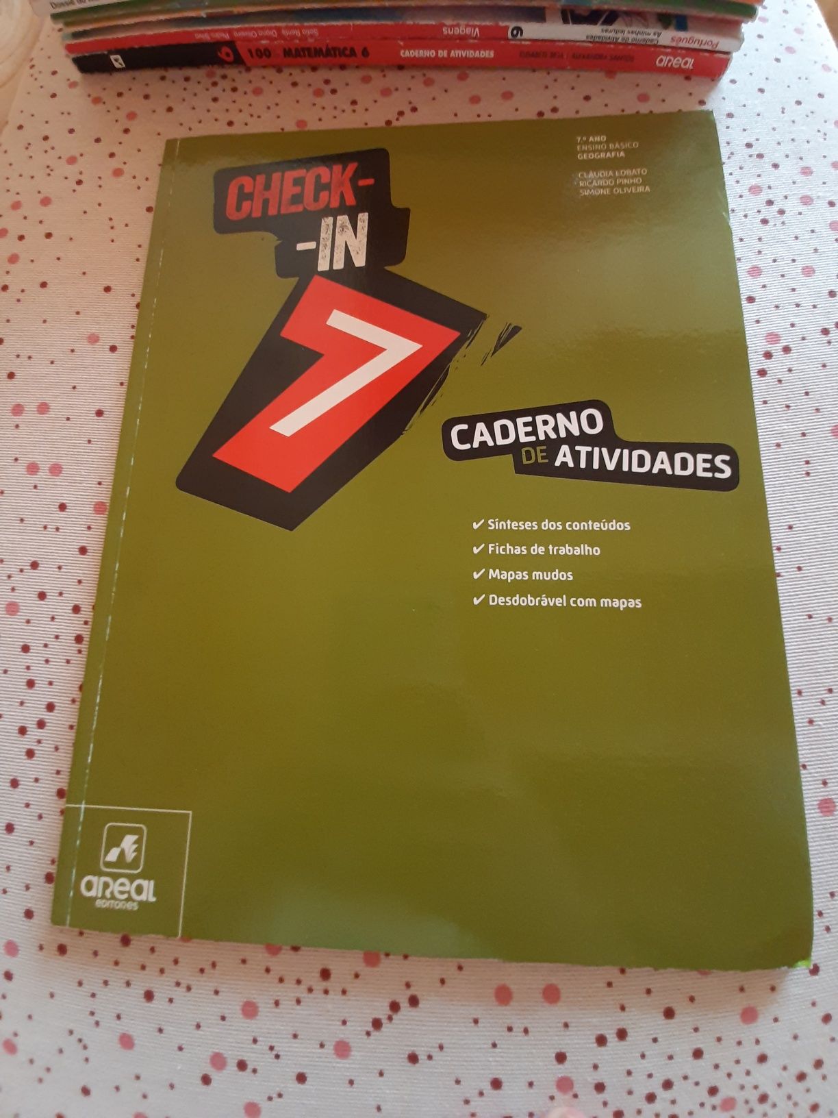 Caderno de atividades Geografia 7oAno - Excelente estado