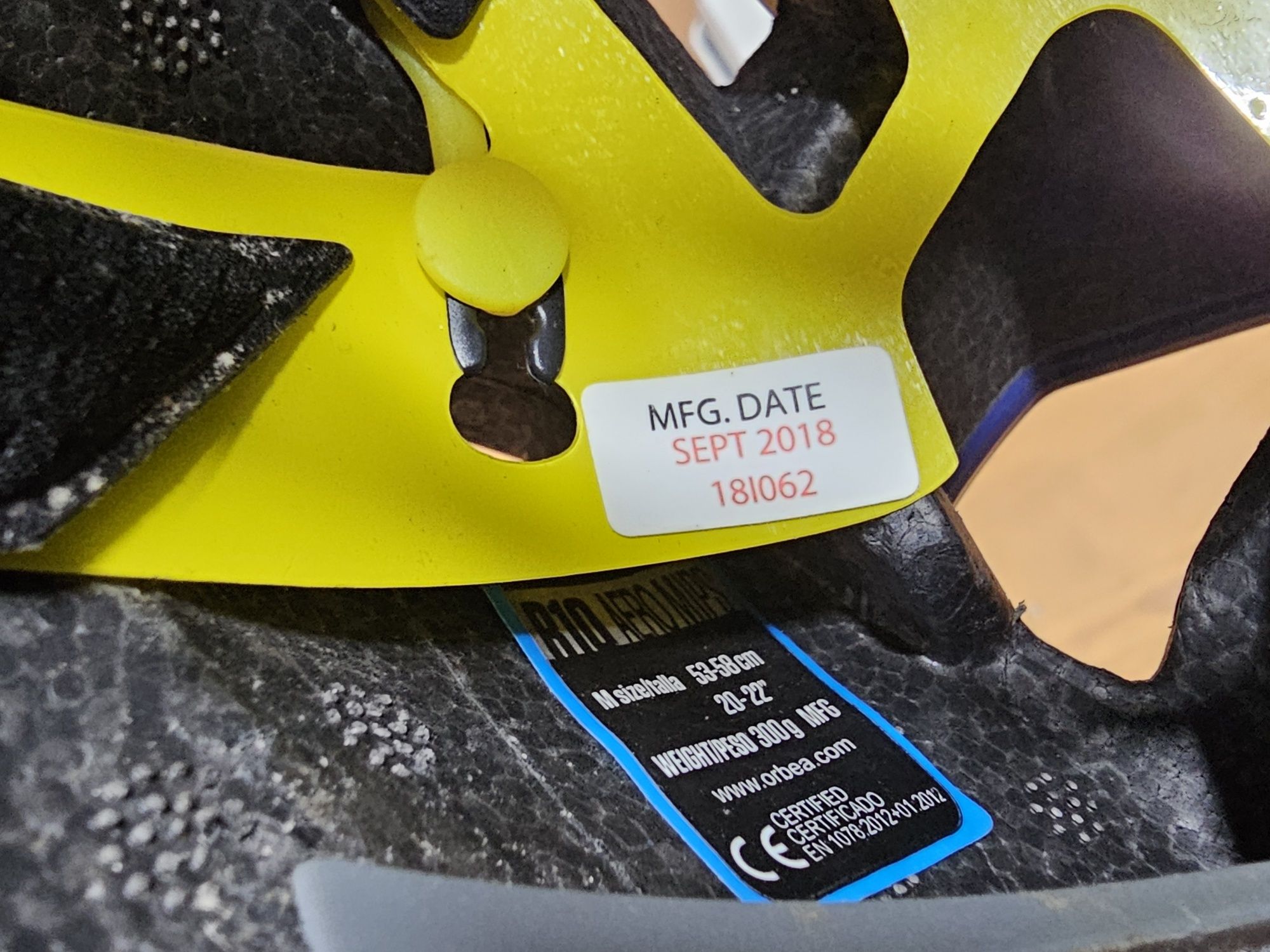 Capacete R10 aero